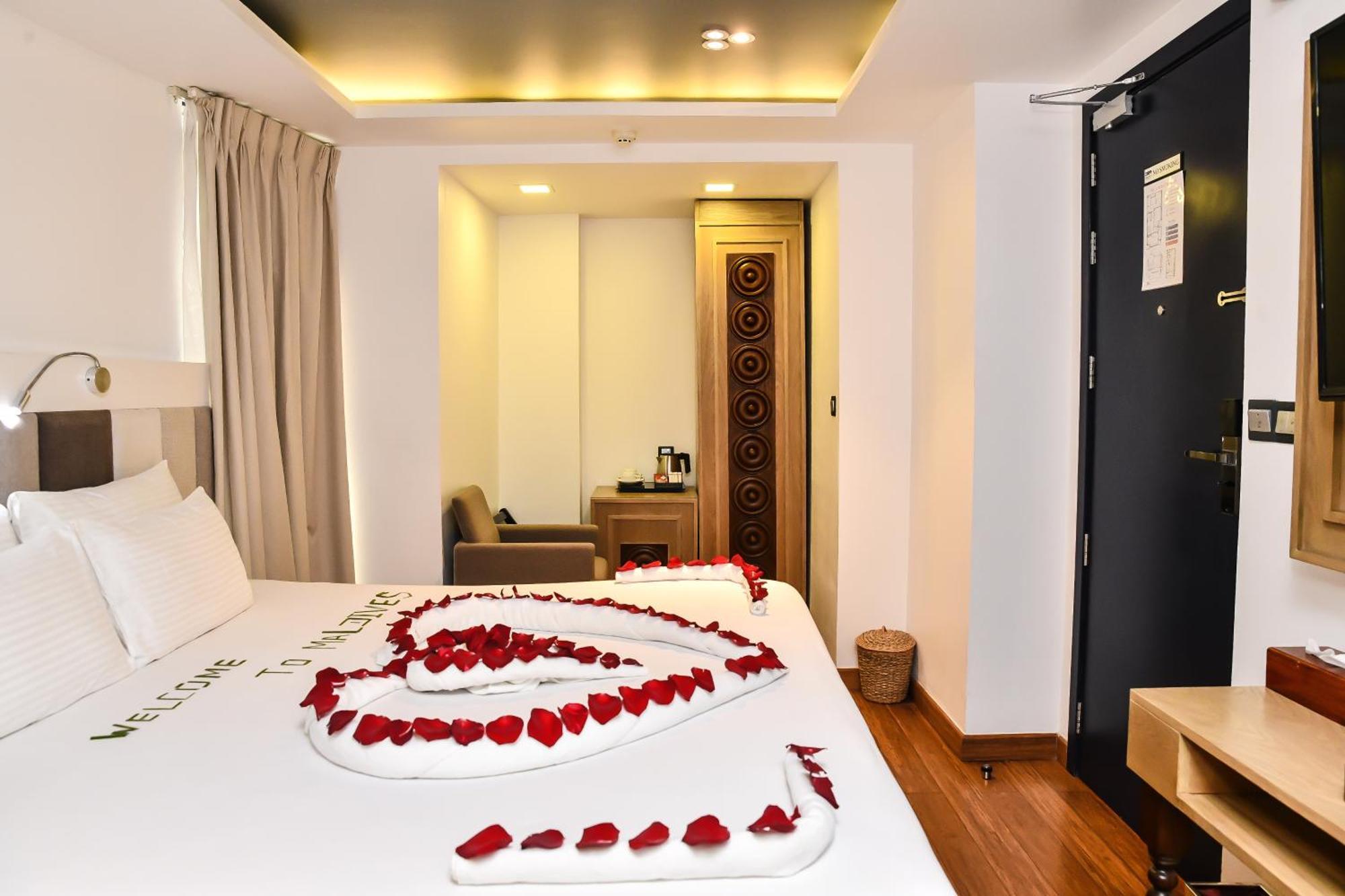 Hotel Beehive Premier Malé Exterior foto